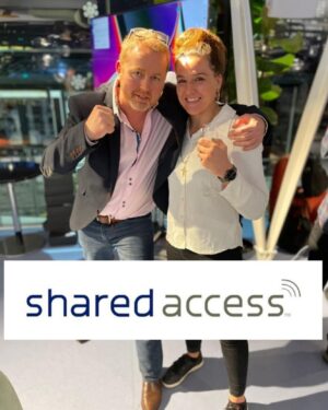 Chantelle Cameron Instagram - Another amazing business that supports me @mandtltd /  Shared Access 
Thank you guys so much for continuously supporting me and looking forward to the future working together 

#sponsorship #boxing #business