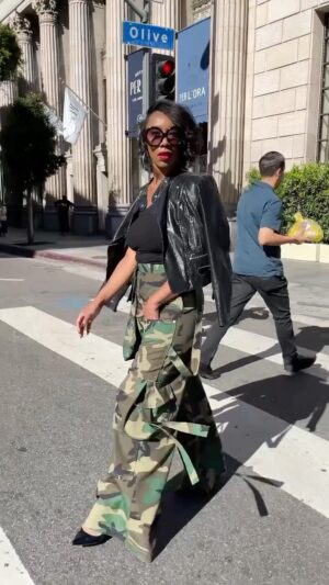Charketa Glover Instagram - FLY on arrival! 💋 #youknowthevibes #consistently #Rocknremix #streetstyle