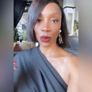 Charketa Glover Instagram - No need to make room at the table for me. As I expand so will the table ❤️