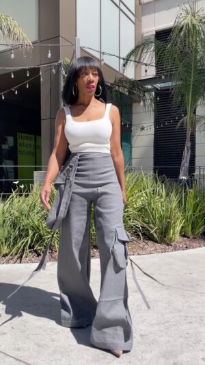 Charketa Glover Instagram - Now wait! 😳 Charlie Gray Jeans! On the way…Get ready 💃🏽 #Heatallsummer!!