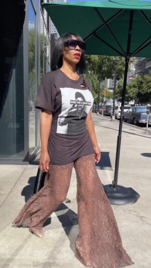 Charketa Glover Instagram - Be more….speak less 🤐
.
Top/pant: @rocknremix_