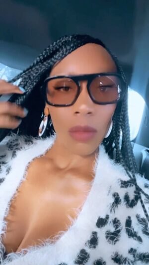 Charketa Glover Instagram - 2023 was filled with an abundance of love, support, a few highs and lows and of course all kinds of shenanigans! 😩 I’m grateful for it all • ✨2024 receiving all that I DESERVE and more! ❤️