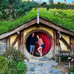 Charlene Amoia Instagram - We’re going on an adventure!  #hobbiton #theshire #middleearth #lordoftherings #newzealand