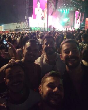 Charles Emmanuel Instagram - Meu primeiro Lolla - dia 01