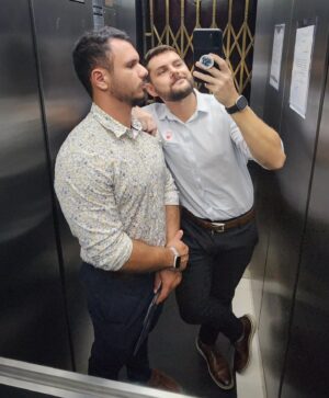 Charles Emmanuel Instagram - O dump de setembro atrasado 🙃