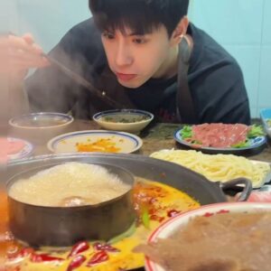 Charles Lin Instagram - 庫存沒事