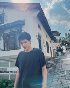 Charles Lin Instagram - 杭州好茶好山水..