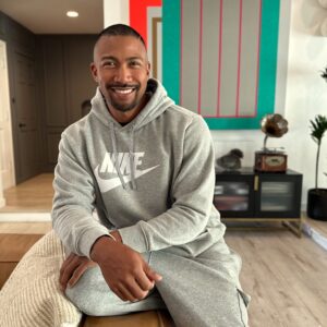 Charles Michael Davis Instagram - Welcome to a light-filled Hollywood Hills sanctuary. ☀️

Actor and producer Charles Davis — who has starred in shows such as Younger, NCIS, and The Originals — welcomes #OpenHouseTV viewers into his charming abode this weekend on @NBC. Accented with neutral tones and personal art, this thoughtfully designed home embraces comfort and style and serves as a true expression of Davis’s creativity and eclectic taste. #hometour #interiordesign #losangeles #hollywoodhills #openhouse