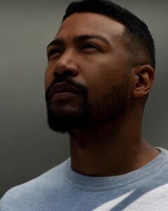 Actor Charles Michael Davis HD Instagram Photos and Wallpapers October 2020