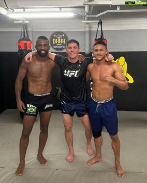 Charles Rosa Instagram - BRAZIL🇧🇷 So proud of my guy @danielsoncoramma winning his @ufc fight!! Awesome to be part of your journey brother, keep up the hardwork . Jiujitsu, Jesus, Picanha, Acai and the beach 🏝️ Thankyou RIO was epic trip!! #Brazil #Rio #Fighter