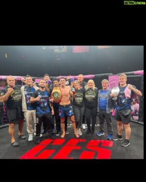 Charles Rosa Instagram - Mission Accomplished ✅ Got the win. Thank you to everyone for the love and support it was one of the greatest moments of my fighting career. Love you all and it wouldn’t be the same with out you🙏🏻 #teamRosa #RosaNation #BostonStrong
Photo 📸 : @geoffriccio