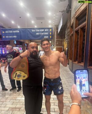 Charles Rosa Instagram - Mission Accomplished ✅ Got the win. Thank you to everyone for the love and support it was one of the greatest moments of my fighting career. Love you all and it wouldn’t be the same with out you🙏🏻 #teamRosa #RosaNation #BostonStrong
Photo 📸 : @geoffriccio