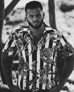 Charles Vassal Most Liked Photos and Posts