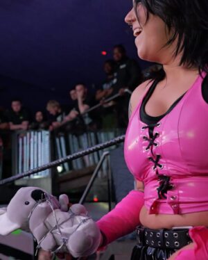 Charli Evans Instagram - 🐍 Medusa Complex in the house! 

@charlievanspro is here representing Medusa Complex and is BACK at TNT Extreme Wrestling for #ThrillKill and it’s a DEATHMATCH.