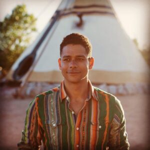 Charlie Barnett Instagram - Lost in the wilderness #pioneertown