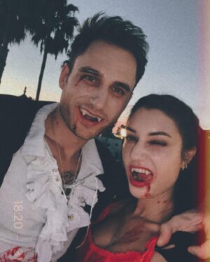 Charlie Clapham Instagram - Happy Halloween 🎃🌴🎱