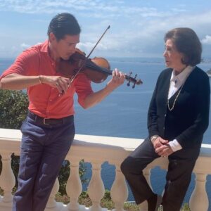 Charlie Siem Instagram - Sometimes I do need a live audience to inspire me and @ednaschoice is perfect for that...little bit of Paganini’s cantabile. I will have a chat with my friend @edgardoprivate  tomorrow evening at 7pm (french time) on the @aquazzura page 😊