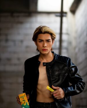 Charlie Trairat Instagram - แคปชั่น ฟรีสไตล์ ok ขอให้วันนี้เป็นวันที่ดีสำหรับทุกคนนะครับ 🥰🙏❤️
#jewelryskin #jsmultiv
@jewelryskin.official