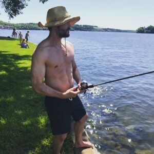 Charlie Weber Instagram - Doin' a little fishin'.....
#summertime 🐟😎