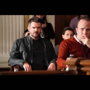 Charlie Weber Instagram - Tonight on an all new #HTGAWM Frank is back in court for the fist time in a long time. I forget why he’s there and he’s clearly confused himself.
Enjoy!!!!