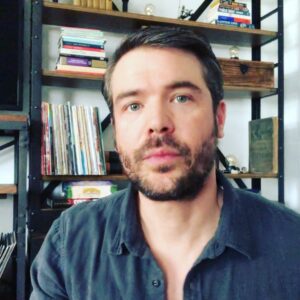 Charlie Weber Instagram - As we face this global pandemic together let’s take time to thank the heroes that are the healthcare workers on the front lines fighting to keep us safe. If you are able and want to donate here’s how:
(text FIRST to 50555)
Thank you and please stay safe!
#FirstRespondersFirst
@harvardchansph 
@thrive
@caafoundation