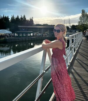 Charlotte Hawkins Instagram - Beautiful Beaulieu! What a wonderful weekend on the water… stunning sunsets and awesome views, a few miles to take it all in as we walked to the village & back admiring the wildlife along the way.. then messing about on the river with a bit of paddleboarding - I decided not to risk standing up for too long after I spotted the jellyfish! 🪼😱 And cheers at the end of an action-packed weekend! 🍻 Hope you had a good one too xx