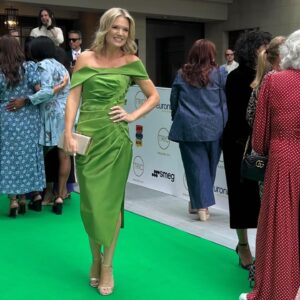 Charlotte Hawkins Instagram - Too busy catching up with everyone today to get many pics but a few from the @tricawardsuk! 💚 Dress @lavishalice Hair & Make-up @gemma_aldous_slee #tricawards #awards #redcarpetstyle #redcarpetfashion #greendress #cocktaildress