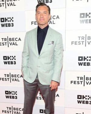 Charlotte Kirk Instagram - @ways.ent 📸
@judelawofficial & @alicia_vikanders was joined at BMCC Tribeca Performing Arts Center’s OKX Theater by their Brazilian director Karim Aïnouz, who made his English-language feature debut with Firebrand.
born David delighted in the fact that his English monarch character was an ‘embittered and angry, festering toad of a man.’
Most recently Award-winning British actress @charlottekirkofficial , just finished her latest Action film FIGHT OR FLIGHT” Opposite Dolph Lundgren, Michael Jai White.
Firebrand, which hits theaters on June 14, tells the full story of how she survived the marriage.
Make sure link bio for the full article 📸