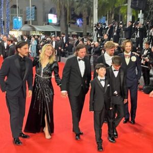 Charlotte Vandermeersch Instagram - Cannes recap. Red carpet after working intensely with this beautiful group of people (and so many more). Grazie mille, ragazzi. Thank you!! What a gorgeous Belgian-Italian love story it has become. We love you.  #theeightmountains #leottomontagne #officialselection @alessandro.borghi #felixvangroeningen #lucamarinelli @cognettipaolo #lupobarbiero #cristianosassella @elisabetta_mazzullo @filippotimi #elenalietti @surakshyapanta @palma_andrea_  @visionfilmdistribution @wildsidesrl #menuettofilms #rufusfilms @pyramide_productions @elastic_film @cannes.2022