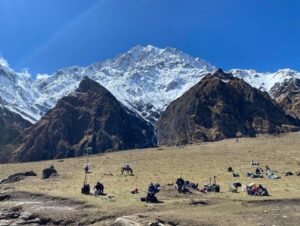 Charlotte Vandermeersch Instagram - Honoring our time in Nepal 🇳🇵 the purest people, most gorgeous country, breathtaking mountains. Thank you! We hope to bring #theeightmountains, the film we made together, to you soon ⭐️. #lucamarinelli  #felixvangroeningen @surakshyapanta @sunil_k_dahal @anup_vaswani #leottomontagne @alessandro.borghi