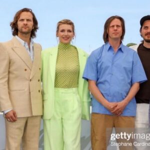 Charlotte Vandermeersch Instagram - Cannes recap, part 3. Photocall. Love you all. Let’s bring our film to audiences around the world…! Thank you so much @thierry.fremaux for giving #theeightmountains a magnificent platform to start from. #leottomontagne #officialselection @alessandro.borghi #felixvangroeningen  #lucamarinelli @ruben_impens @cognettipaolo #lupobarbiero #cristianosassella @elisabetta_mazzullo @filippotimi #elenalietti @surakshyapanta @palma_andrea_  @visionfilmdistribution @wildsidesrl #menuettofilms #rufusfilms @pyramide_productions @elastic_film @cannes.2022