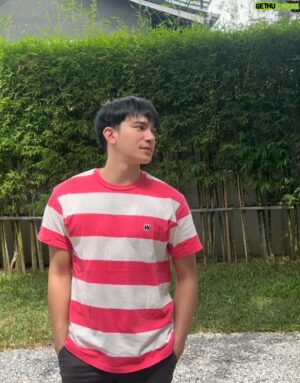 Charoenchai Khantichaikhajohn Instagram - เกิดก่อนเป็นพี่ แล้วเกิดทีหลังนี่เป็นแฟนพี่ได้ป่าว 🫣