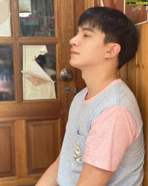 Charoenchai Khantichaikhajohn Instagram - เดี๋ยวนี่แก้มจะเยอะไปไหน เอาไปให้เธอหอมได้ป่าว 🤪