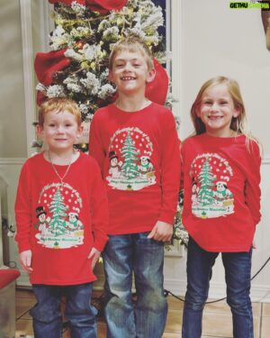 Chase Outlaw Instagram - Finney’s Christmas Wonderland in Crossett AR never disappoints! Mr. Finney has been putting together this light show for over 30 years and I have never missed a year, I’m thankful to now carry on this tradition with my family. Lucky for us it’s just right down the road, so we drive through at least a few times a week. But if your not from the area I guarantee it’s worth the drive! Merry Christmas to all. #christmaslights #tistheseason #finneyschristmaswonderland #thegreatchristmaslightfight #champion #familytradition
