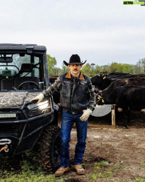 Chase Outlaw Instagram - "Bull riding means everything to me. Ever since I was a little kid, it's really all I know, it's all I thought about. Without it, I don't where I would be." Chase Outlaw aka the CEO
What did you think of Episode 1 of The Road to PBR Finals featuring Chase Outlaw?
#canamoffroadlivin