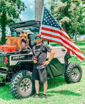 Chase Outlaw Instagram - 🇺🇸What a blessing it is to live in the USA! Today we celebrate our freedom with family, friends and HANK. I’m thankful for my freedom that allows me to have the most amazing job and opportunities. I hope today you take a moment to pause and give thanks for your freedom that doesn’t come free. Happy 4th of July! #canamoffroad #yeti #CKCaneCorso #MonsterEnergy #Wrangler #WSMAuctioneers #oklahomafreedom #CEOOutlawNation