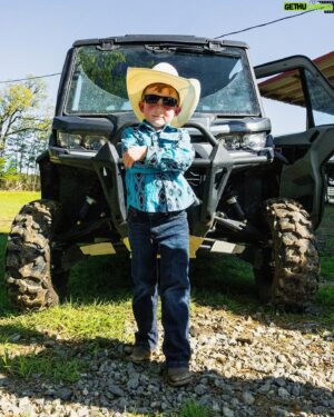 Chase Outlaw Instagram - "Bull riding means everything to me. Ever since I was a little kid, it's really all I know, it's all I thought about. Without it, I don't where I would be." Chase Outlaw aka the CEO
What did you think of Episode 1 of The Road to PBR Finals featuring Chase Outlaw?
#canamoffroadlivin