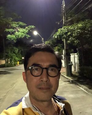 Chatchai Plengpanich Instagram - ไปหาที่ถ่าย #รักจังเอย กันครับ
