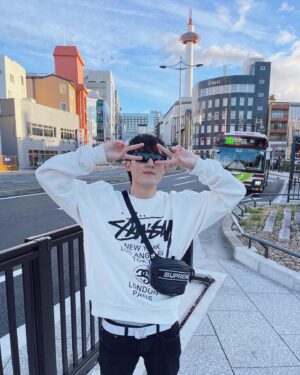 Chawinroj Likitchareonsakul Instagram - Lost in Kyoto 🌳⛩️☁️