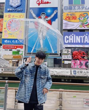 Chawinroj Likitchareonsakul Instagram - Goooo ! 🇯🇵🖤☔️