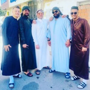 Cheb Bello Instagram - تقبل الله منا ومنكم صالح الاعمال والصيام والقيام عيدكم مبارك وكل عام وأنتم بخير