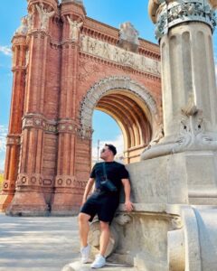 Chedi Amir Most Liked Photos and Posts