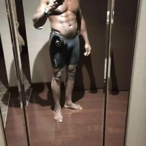 Cheick Kongo Instagram - The beast is not dead🦍
It's not my thing to expose myself like that. To answer the questions: A rigorous daily training, good food without specific diet. I will make disappear my belly in 2 weeks.
@tikighosn @paulhitmanherrera I'm ready.
@rampage4real it's your turn, 
@nicolas_renier I'm younger than you.
@mamedydoucara it's you vs me 😅
@fufuouedraogo you and me part.2 
#darkness #nextchallenge #fight #mma #boxing #combat #fit