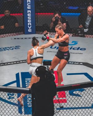 Chelsea Hackett Instagram - I’m not silly. I know how much of an underdog I was coming into my fight against Dakota and I know that most of you “knew” I was going to lose. 

Even the people close to me might have had their doubts and that’s okay, I understood the task that was in front of me. The truth is, I believed with every part of my soul that I could beat Dakota and that’s why I wanted the fight. I didn’t want it for attention or clout, if anything it attracted the worst kind of attention. The type that would make you doubt a lot of shit. 

I took the fight because I truly believed in myself when the whole world didn’t. I know I lost and a lot of people will say they weren’t surprised but I want this to be an example of - not giving a single fuck about what other people say or think -  Show up for yourself regardless of the critics.

Obviously I wish I got the win to prove to myself I could do it, but shit happens. Dakota was better than me on the night, I got caught early and it’s as simple as that.

I’m 25 years old. I know I will learn and grow from this experience and I will continue to do what I love and chase my dreams. Let this be a message to anyone chasing their dreams to, ignore the noise and always bet on yourself.

📸 @aviishots