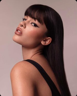 Chelsea Hobbs Instagram - Watch out world here comes my daughter 🫨
@wylieoddo 

Thank you for the other level test shoot 🔥@katewhytephoto and @artistrybyksenia 

#testshoot #model #freshface