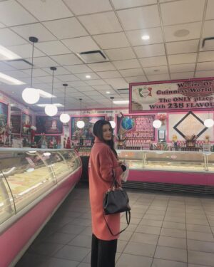 Chelsea Hobbs Instagram - What do you do after you take your first baby to get her graduation photos? Take her for ice cream cause you’re holding onto those final bittersweet moments of her being your little girl 💗😭