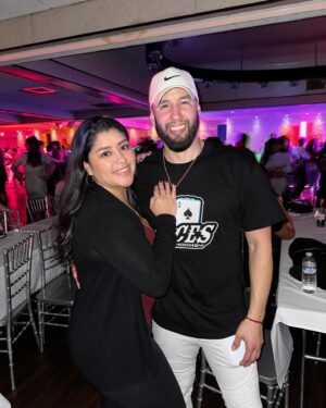 Chelsea Rendon Instagram - Last night celebrating my baby’s birthday on the dance floor! 🕺🏻💃🏻 I love you @garrettplotkin ❤️ #happybirthday #bachata
