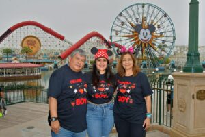 Chelsea Rendon Instagram - The last time I was at Disneyland with both my parents I was just over a year old, it took 30 years but here we are again haha what a magical day ❤️ #familia #disneyland #makingmemories #forthefirsttimeinforever