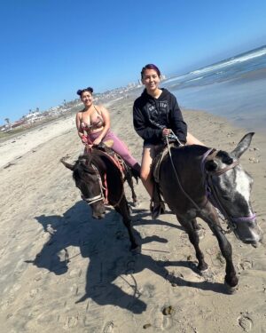 Chelsea Rendon Instagram - Family vacation was a success ☀️💜🏖️ 
#Rosarito #beach #jacuzzi #familia