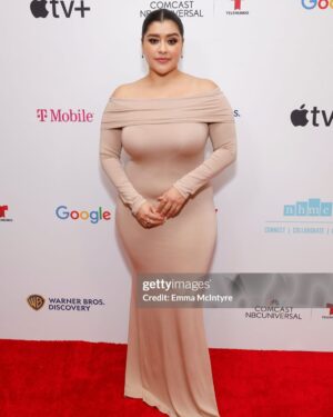 Chelsea Rendon Instagram - Thank you @nhmc_org for another amazing Impact Awards. I was inspired! Always love being surrounded by such amazing Latinx Excellence! 
#latina #NHMC #proud #impactawards 💃🏻❤️